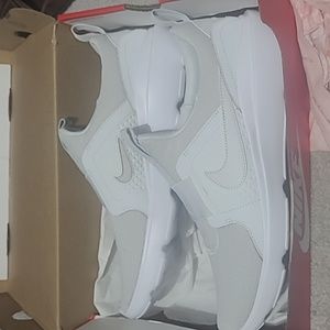 Womens brand new Nike shoes